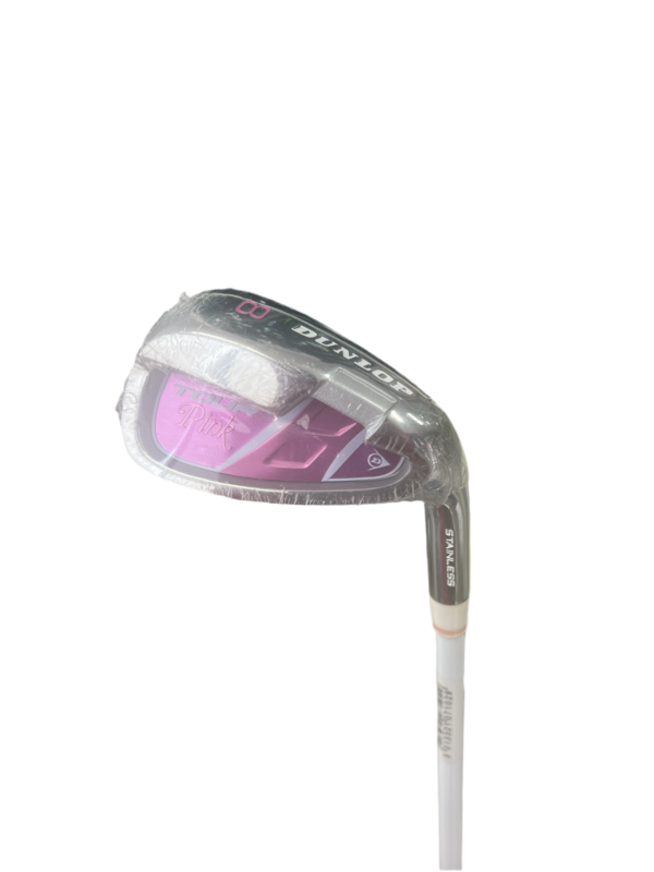 CLEARANCE SALE (The Club Cover Is Aging And Peeling)DUNLOP WOMEN'S GOLF SET TOUR PINK 514340D(3 wood, 7 iron and one push)