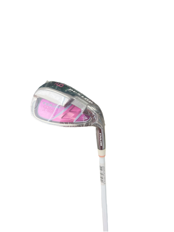 CLEARANCE SALE (The Club Cover Is Aging And Peeling)DUNLOP WOMEN'S GOLF SET TOUR PINK 514340D(3 wood, 7 iron and one push)