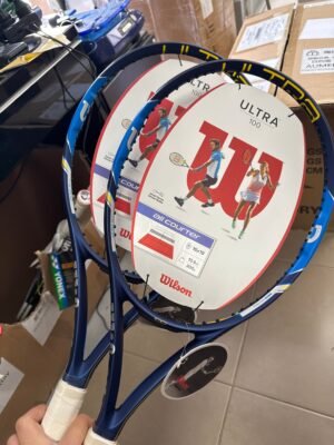 Wilson Ultra 100 Tennis Racket 300g grip 2