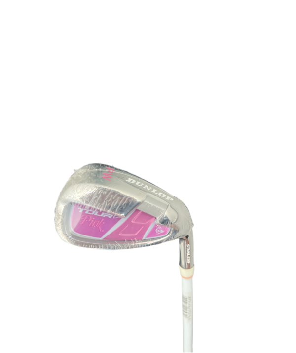 CLEARANCE SALE (The Club Cover Is Aging And Peeling)DUNLOP WOMEN'S GOLF SET TOUR PINK 514340D(3 wood, 7 iron and one push)