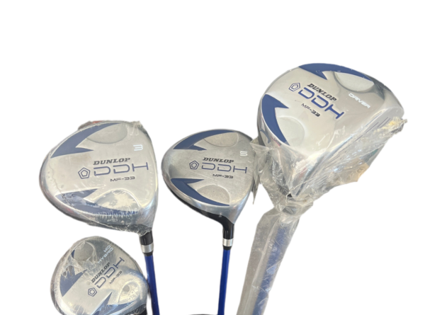 CLEARANCE SALE DUNLOP MEN'S GOLF SET 513793(4 wood, 7 iron No Rod Bag)