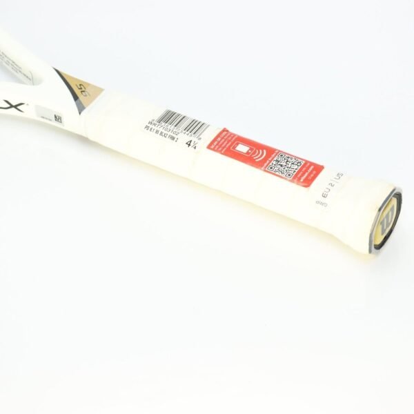 Tennis-Wilson-BLX-Pro-staff-six-one-95-2012-BLX2-F-19.jpg Tennis Wilson BLX Pro staff six.one 95 2012 BLX2 FRM 2 Grip Size 2 Weight 313G