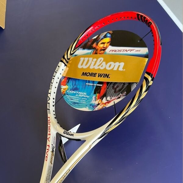 Tennis-Wilson-BLX-Pro-staff-six-one-95-2012-BLX2-F-5.jpg Tennis Wilson BLX Pro staff six.one 95 2012 BLX2 FRM 2 Grip Size 2 Weight 313G